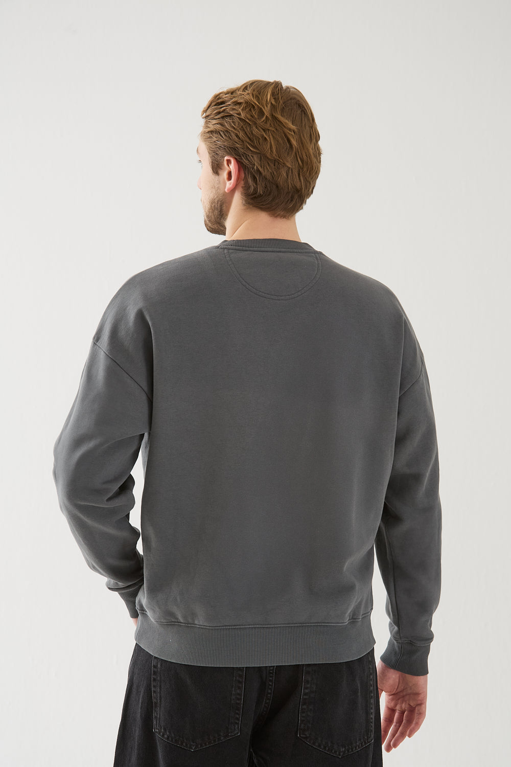 Essential Crewneck