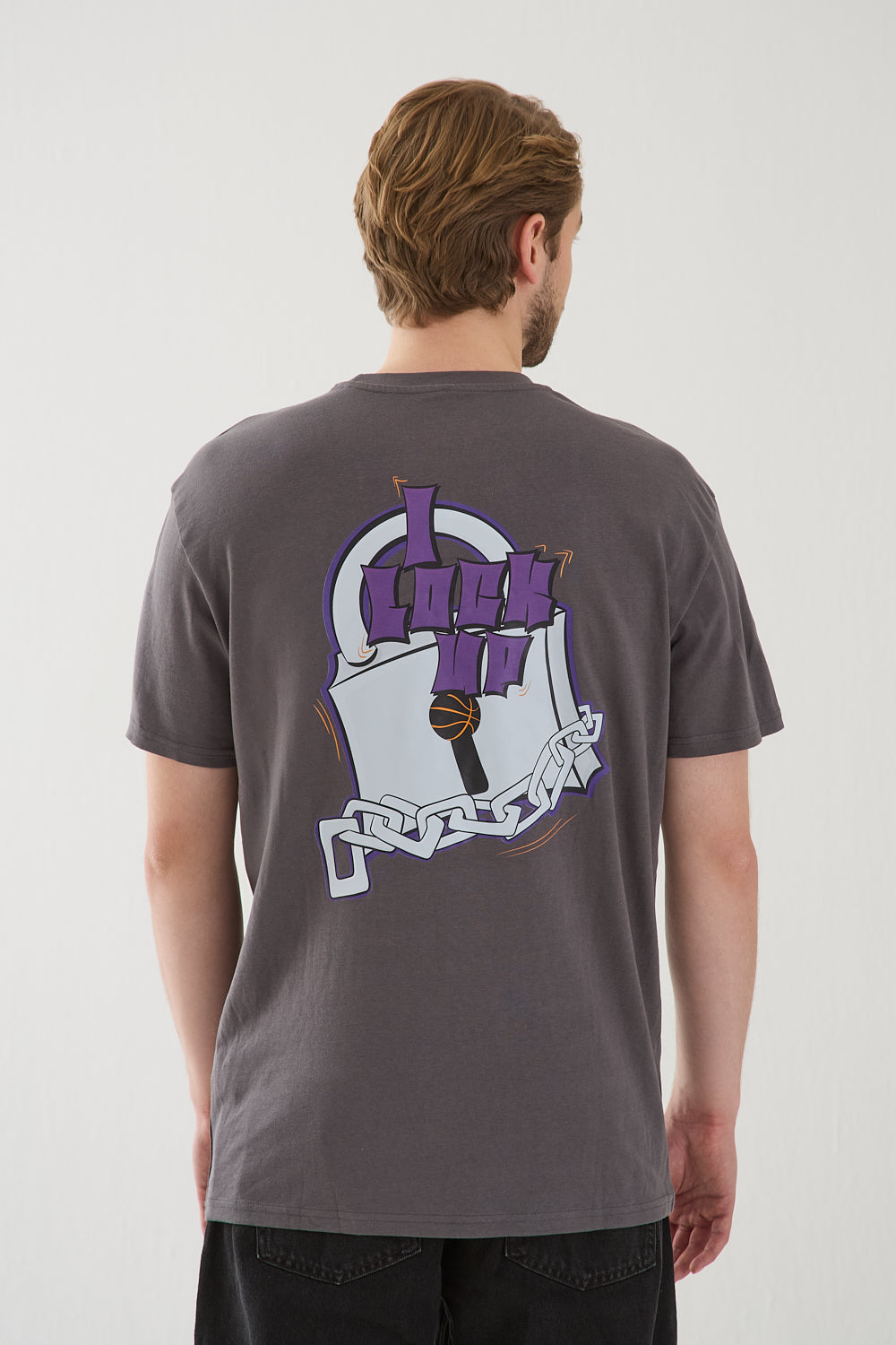"LOCK UP" T-Shirt